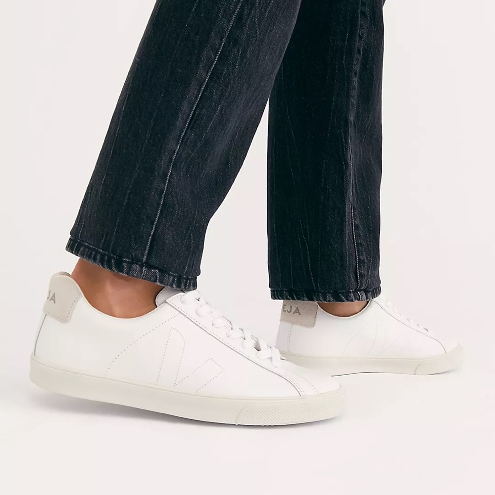 Vejas sneaker worn 1 time size 8/39